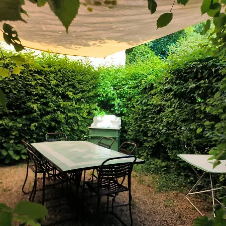 Le Grand Barrois Bed & Breakfast Crecy-la-Chapelle